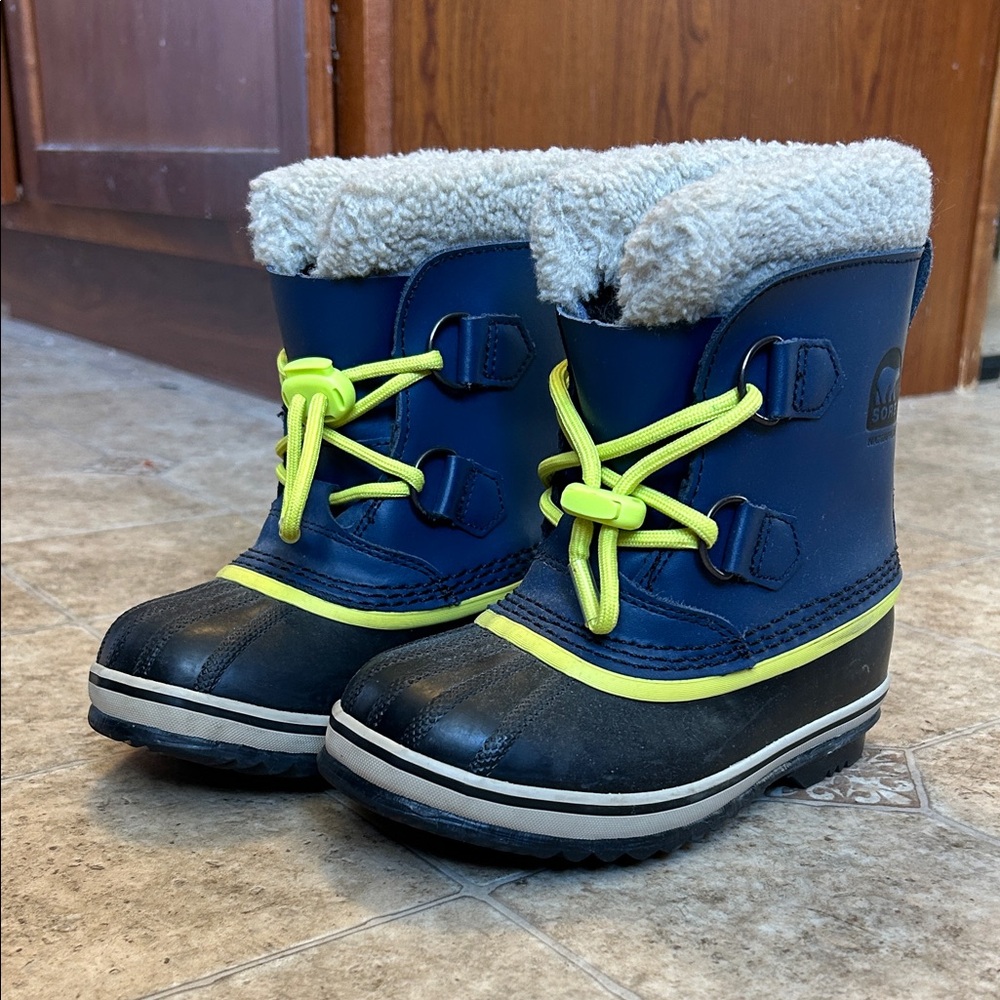 Sorel Kids' Blue and Black Winter Yoot Boots Size 12
